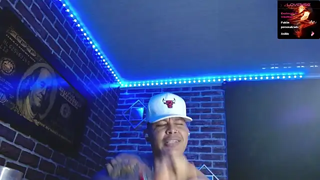 jordan bigcock  online show from February 17, 8:06 pm