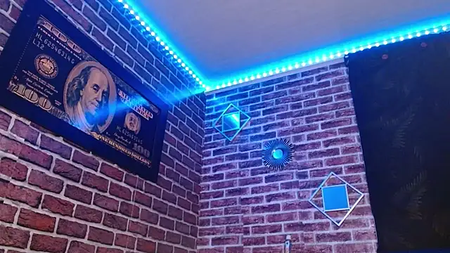 Snapshot of jordan_bigcock_ chatting on November 13, 12:09 pm jordan bigcock online show from November 13, 12:09 pm