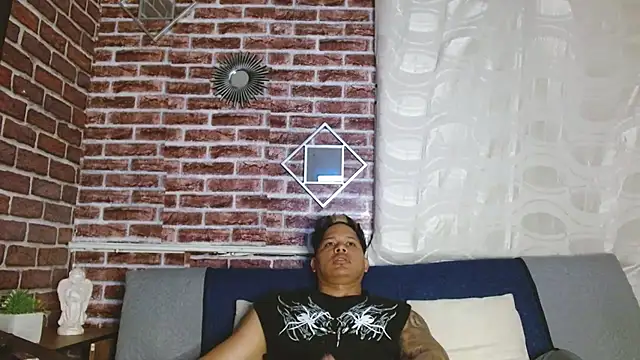 jordan bigcock  online show from March 22, 8:49 am