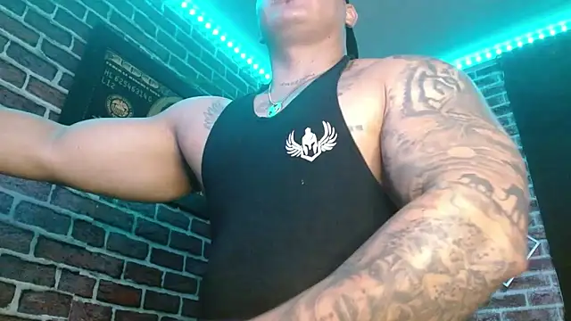 Snapshot of jordan_bigcock_ chatting on November 23, 5:56 pm jordan bigcock online show from November 23, 5:56 pm