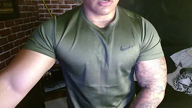 jordan bigcock  online show from February 15, 9:58 pm