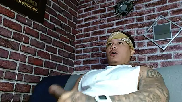 Snapshot of jordan_bigcock_ chatting on June 23, 4:38 pm jordan bigcock online show from June 23, 4:38 pm
