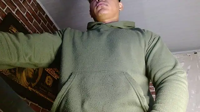 jordan bigcock  online show from March 29, 10:17 am