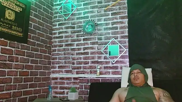 jordan bigcock  online show from February 9, 9:46 pm