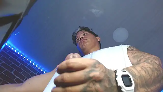 jordan bigcock  online show from May 26, 2:48 pm