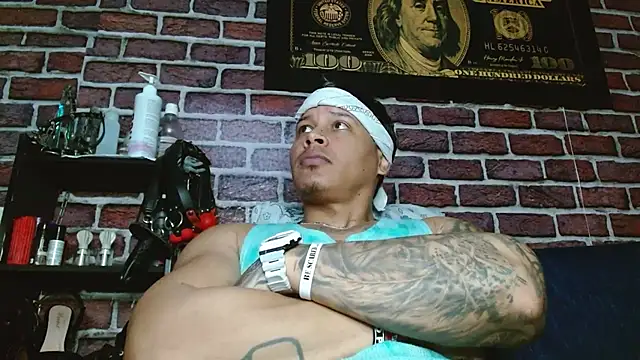 Snapshot of jordan_bigcock_ chatting on July 18, 5:21 pm jordan bigcock online show from July 18, 5:21 pm