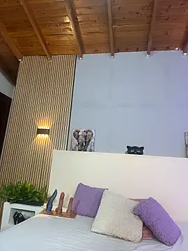 TianaGlow44 online show from March 10, 10:52 am