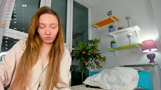 JohnetteConstine online show from December 20, 5:38 pm