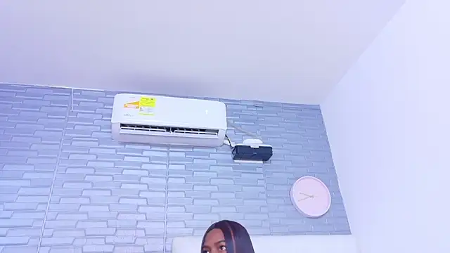 Hungry pussy18 online show from November 12, 1:59 pm