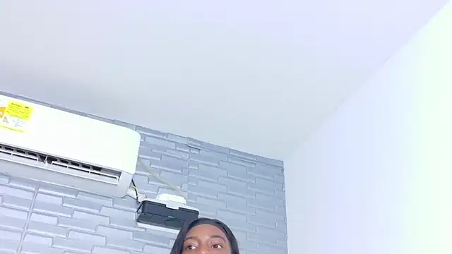 Hungry pussy18 online show from January 17, 1:47 pm