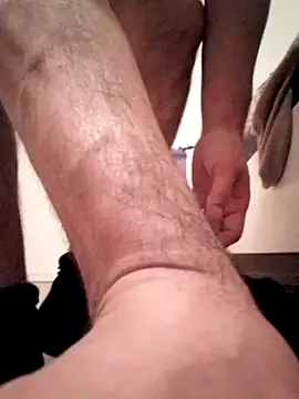 Snapshot of LicensedEnlarger chatting on November 30, 12:44 am LicensedEnlarger online show from November 30, 12:44 am