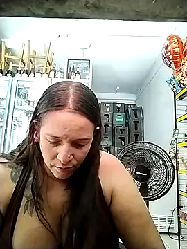 Snapshot of bighottits chatting on October 8, 6:52 pm bighottits online show from October 8, 6:52 pm