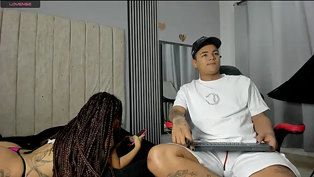 dante and kiara online show from February 15, 8:08 pm