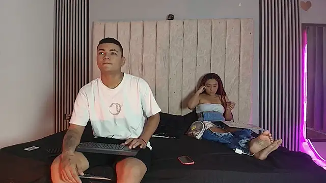 dante and kiara online show from November 6, 9:08 pm