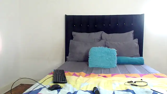 MissLola026 online show from March 10, 8:51 am