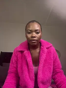 Snapshot of MissLola026 chatting on June 22, 7:44 pm MissLola026 online show from June 22, 7:44 pm