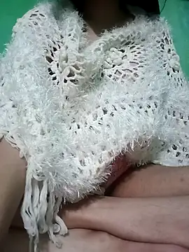 Hornyme18 online show from October 31, 5:53 pm