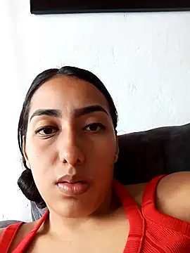 Queen sofya online show from November 6, 5:50 pm