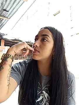 Queen sofya online show from December 3, 5:12 pm