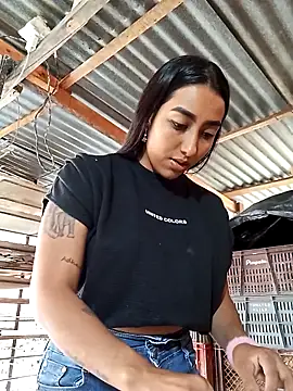 Queen sofya online show from December 18, 8:01 pm