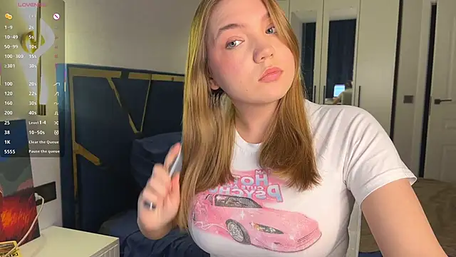 RebeccaEglitis online show from May 19, 5:09 pm