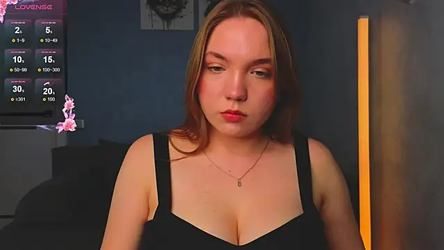 RebeccaEglitis online show from April 5, 4:13 pm