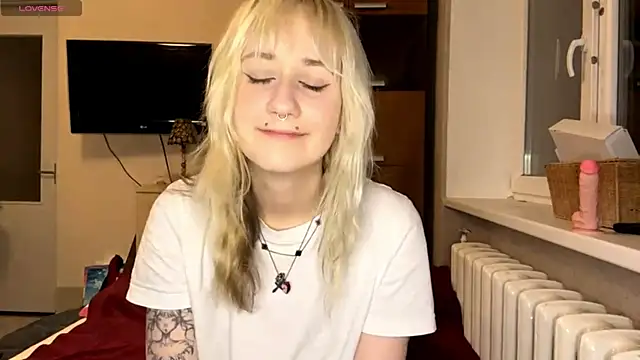 Ulemonala Cute online show from December 1, 6:42 pm