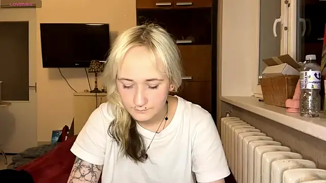 Ulemonala Cute online show from November 18, 6:33 pm