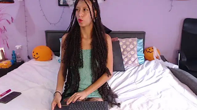 Snapshot of Jiwoo_Dodoy_ chatting on November 3, 2:09 pm Jiwoo Dodoy online show from November 3, 2:09 pm