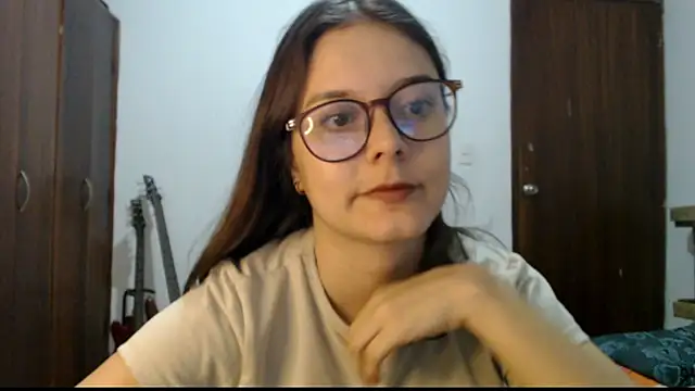 CarlaLorez online show from February 27, 12:22 am