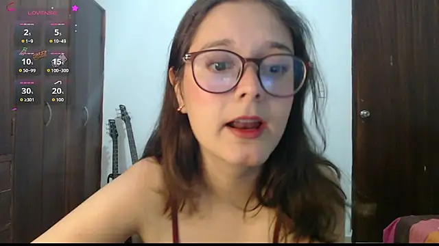 CarlaLorez online show from March 11, 4:06 am
