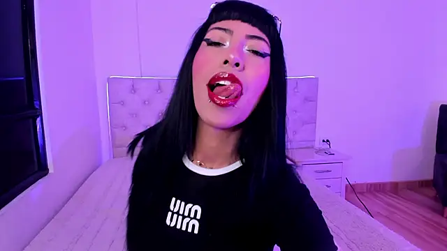 Nina fox 0691 online show from May 22, 3:15 am