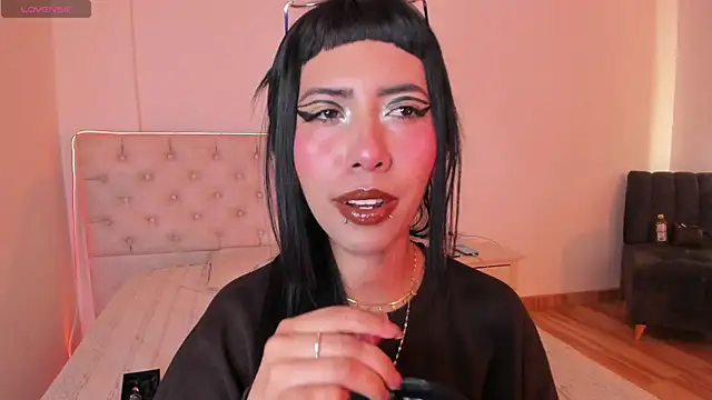 Snapshot of Nina_fox_0691 chatting on June 20, 3:28 pm Nina fox 0691 online show from June 20, 3:28 pm