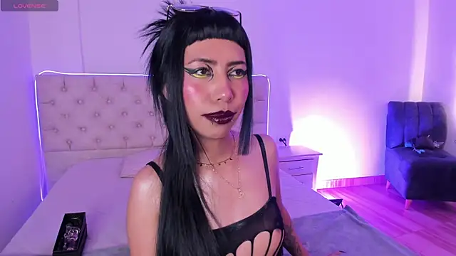 Snapshot of Nina_fox_0691 chatting on June 30, 3:45 pm Nina fox 0691 online show from June 30, 3:45 pm