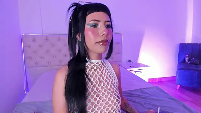 Snapshot of Nina_fox_0691 chatting on June 27, 4:35 pm Nina fox 0691 online show from June 27, 4:35 pm