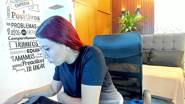 allison mc online show from March 29, 4:14 am