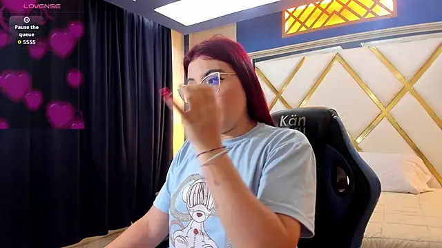 allison mc online show from April 8, 3:52 am