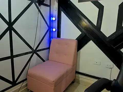 allison mc online show from February 6, 2:35 pm