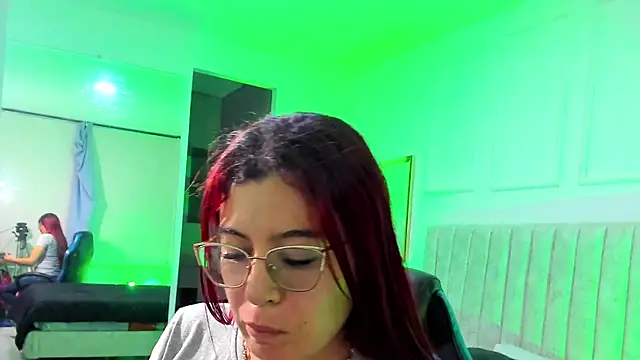 Snapshot of allison_mc chatting on July 12, 2:34 am allison mc online show from July 12, 2:34 am