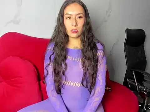Haily Swett online show from October 20, 2:28 pm