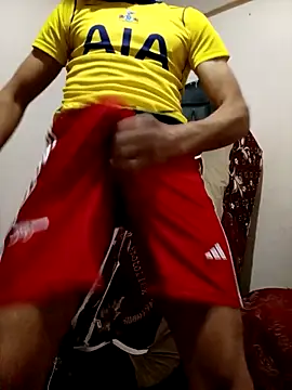 latarak321 online show from December 18, 6:07 am