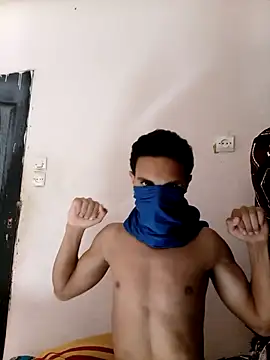 Snapshot of latarak321 chatting on October 31, 1:30 pm latarak321 online show from October 31, 1:30 pm