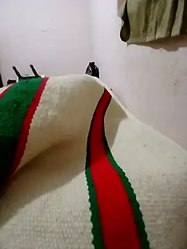 latarak321 online show from January 14, 11:52 pm