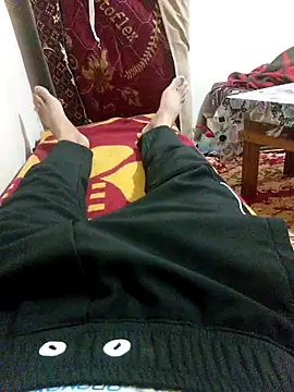 Snapshot of latarak321 chatting on November 18, 6:44 pm latarak321 online show from November 18, 6:44 pm