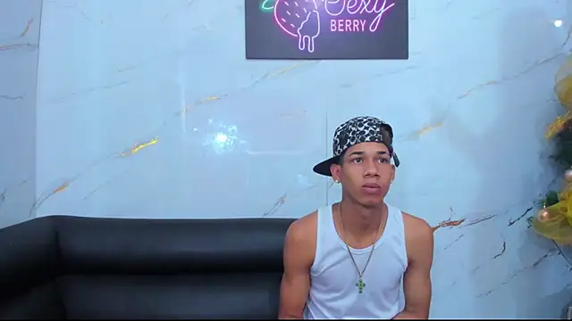 Little nicoll online show from January 6, 11:20 pm