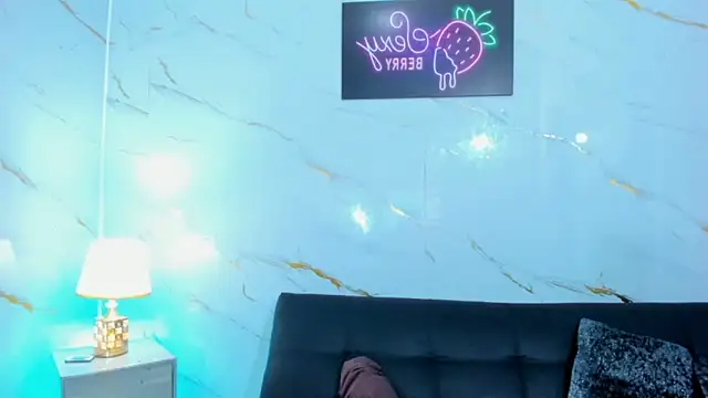 Little nicoll online show from February 23, 11:16 pm