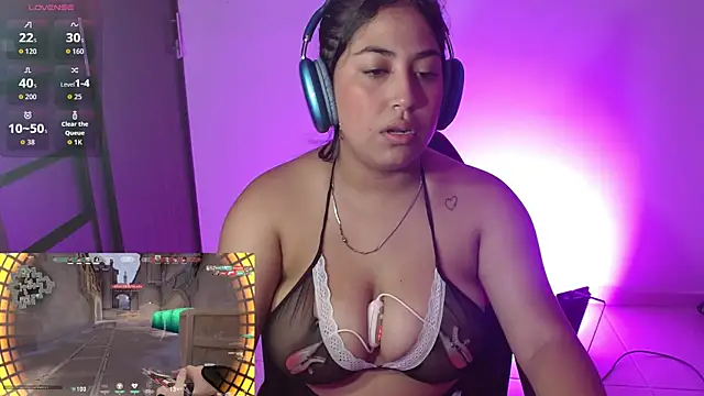 mariam ferrer online show from November 7, 4:28 am