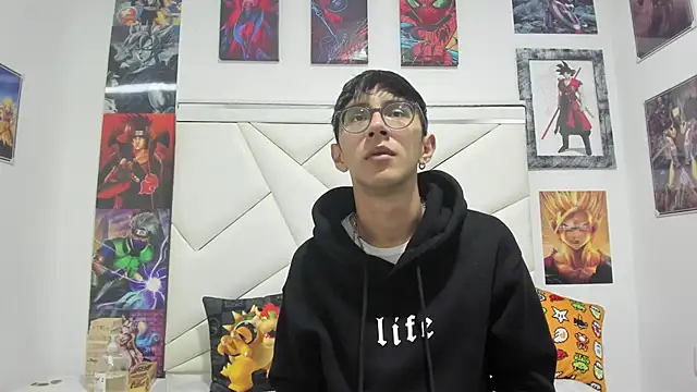 Snapshot of TWINK_JOSS chatting on October 15, 7:33 pm TWINK JOSS online show from October 15, 7:33 pm