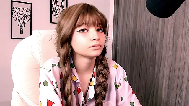 EmuOtori online show from October 15, 11:29 am