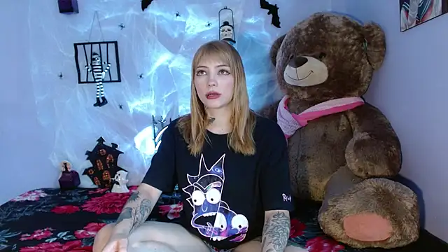 Snapshot of Himiiko_toga chatting on October 12, 8:21 pm Himiiko toga online show from October 12, 8:21 pm